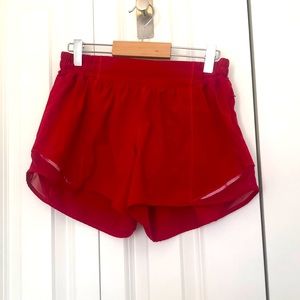 Lululemon Hot Toddy Shorts, bright red, size 4/small